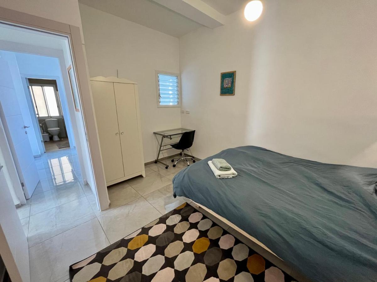A Cozy 2Bdrm Home In Wadi-Nisnas Haifa Exterior foto